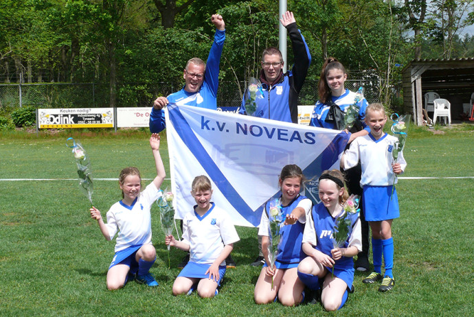 e2-kampioen-veld-voorjaar-2019-web